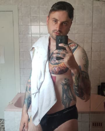 Tattooed Geek87, image 1 of 2