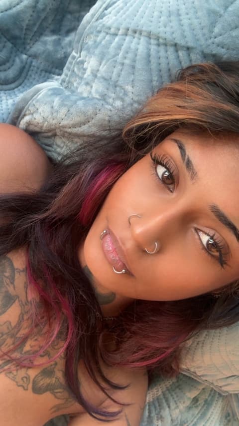 Bambi ❤️‍🔥, image 1 of 2