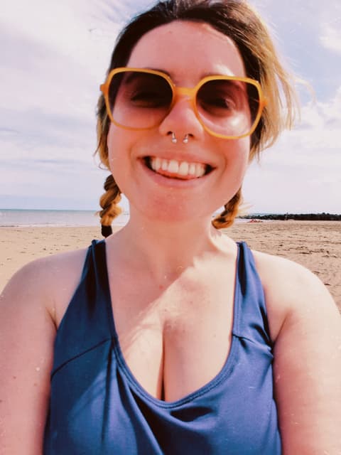 Your Summer Girlfriend 🥰, image 1 of 2