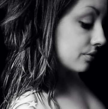 Lady Decay, image 1 of 2