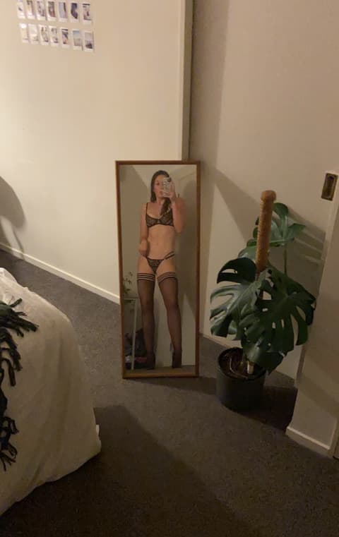 emma xx, image 1 of 1