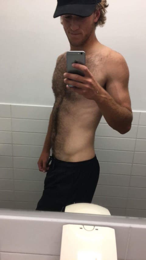 Izak, image 1 of 2