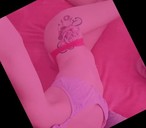 Misspink👑, image 1 of 2