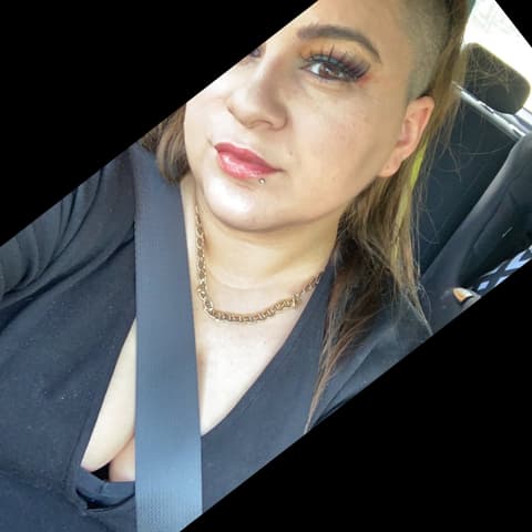Alexi Rae, image 1 of 2