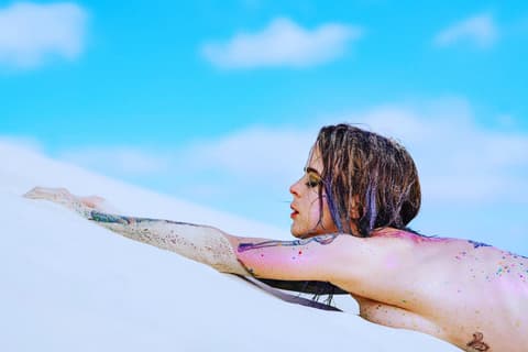 Indi Rose, image 1 of 2