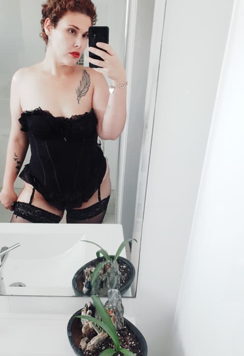 THE ONE AND ONLY - NONEE ROSE ⚘, image 1 of 2