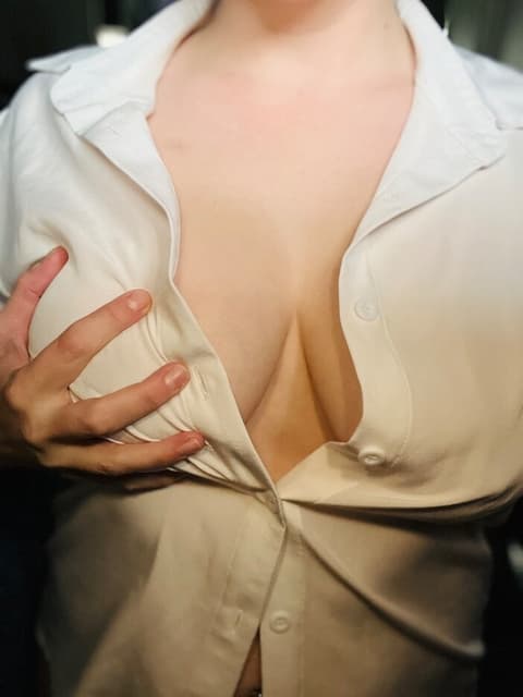 Peaches 🍑, image 1 of 1